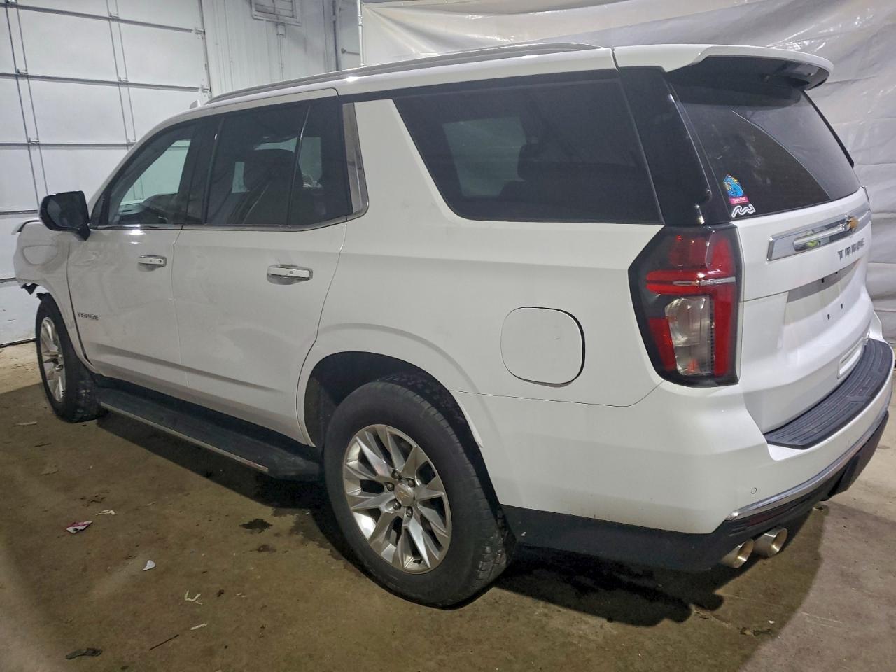 2023 Chevrolet Tahoe K1500 Premier - Фото 2