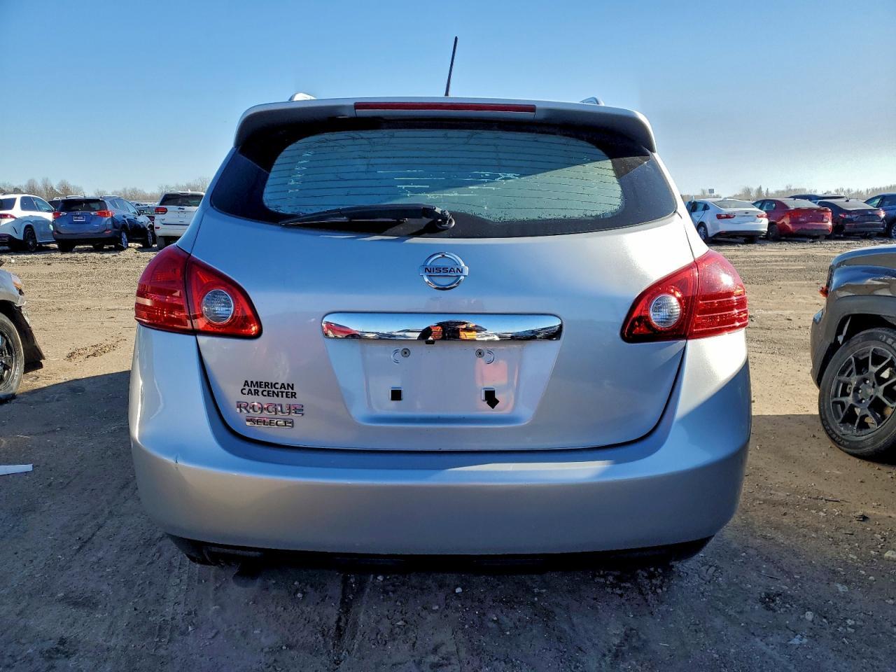 2015 Nissan Rogue Select S - Image 6