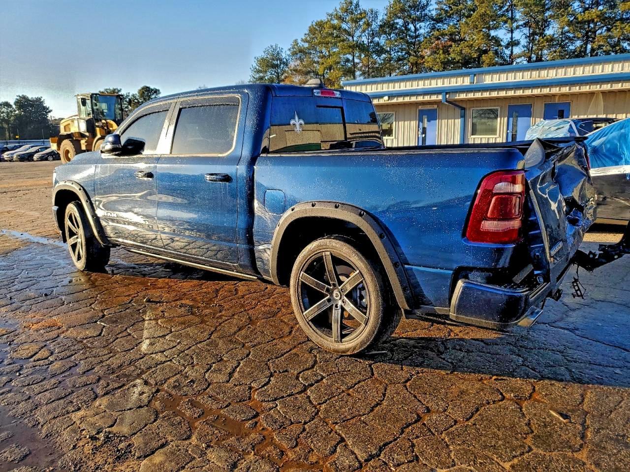 2024 Ram 1500 Laramie - Фото 2