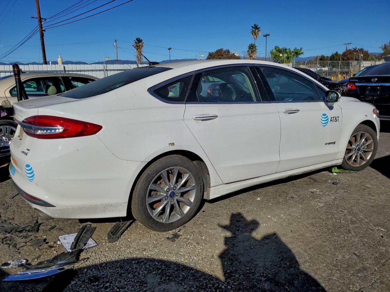 2017 Ford Fusion Se Hybrid - Фото 3