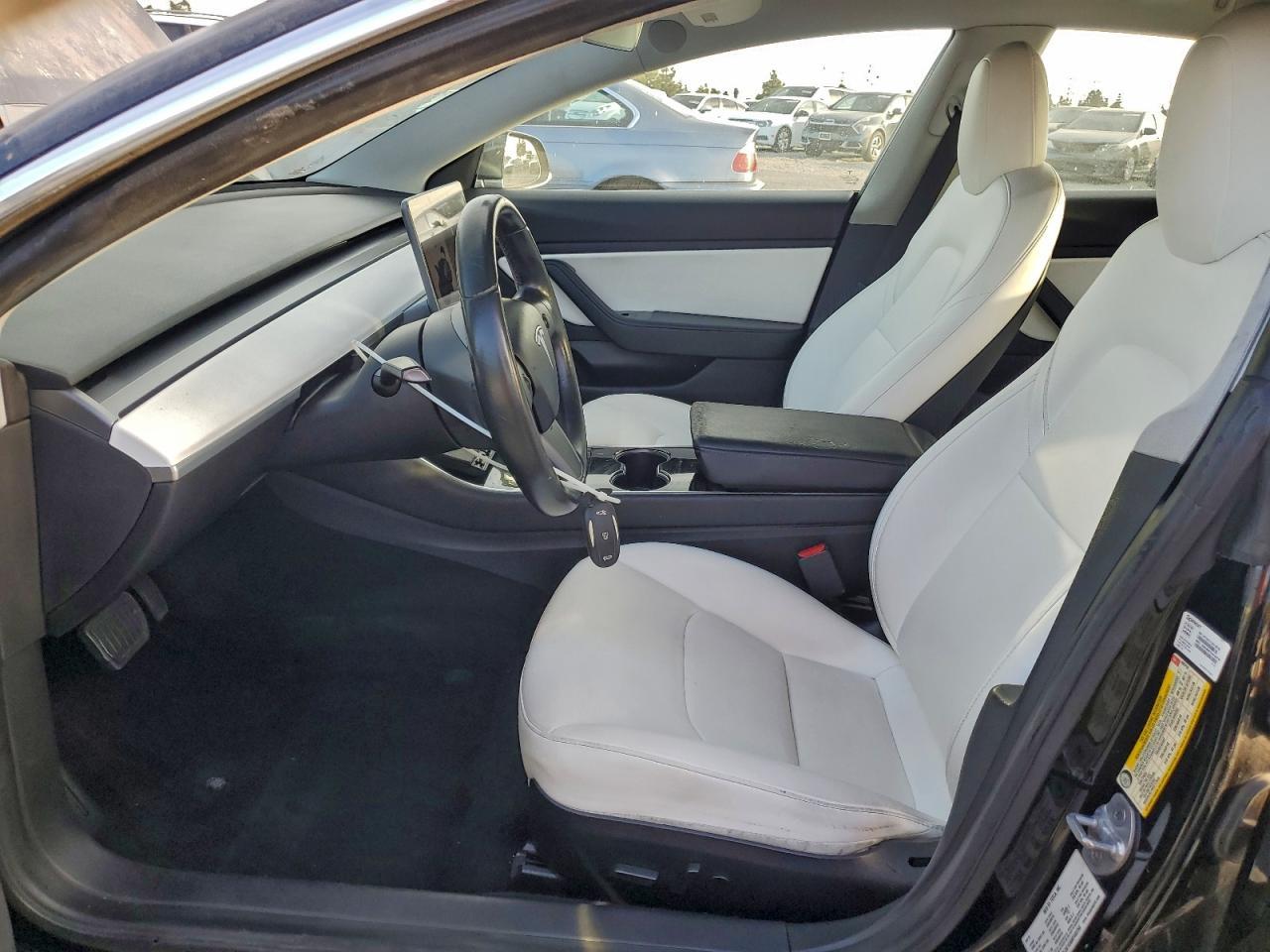 2019 Tesla Model 3 - Фото 7