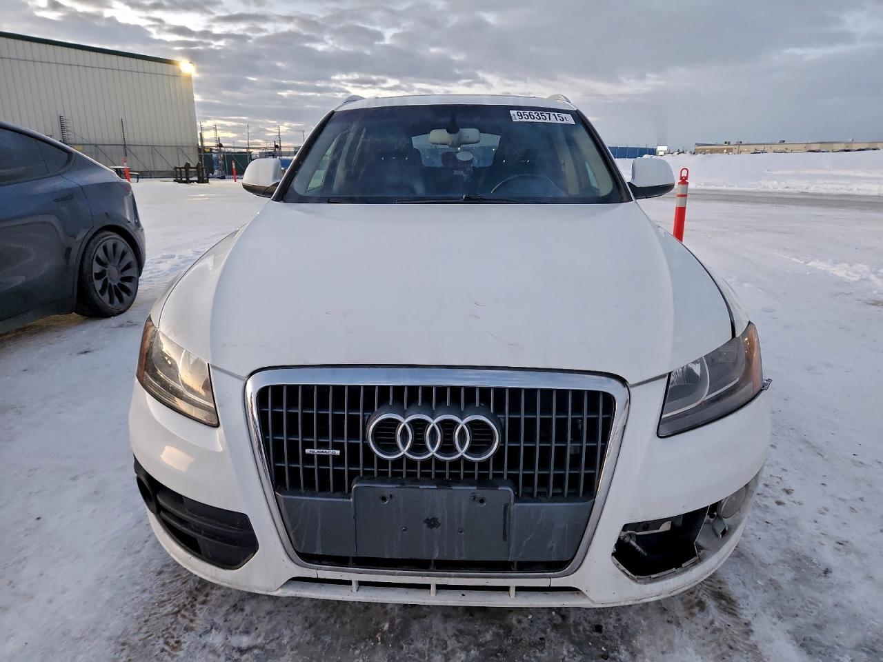 2011 Audi Q5 Premium Plus - Image 5