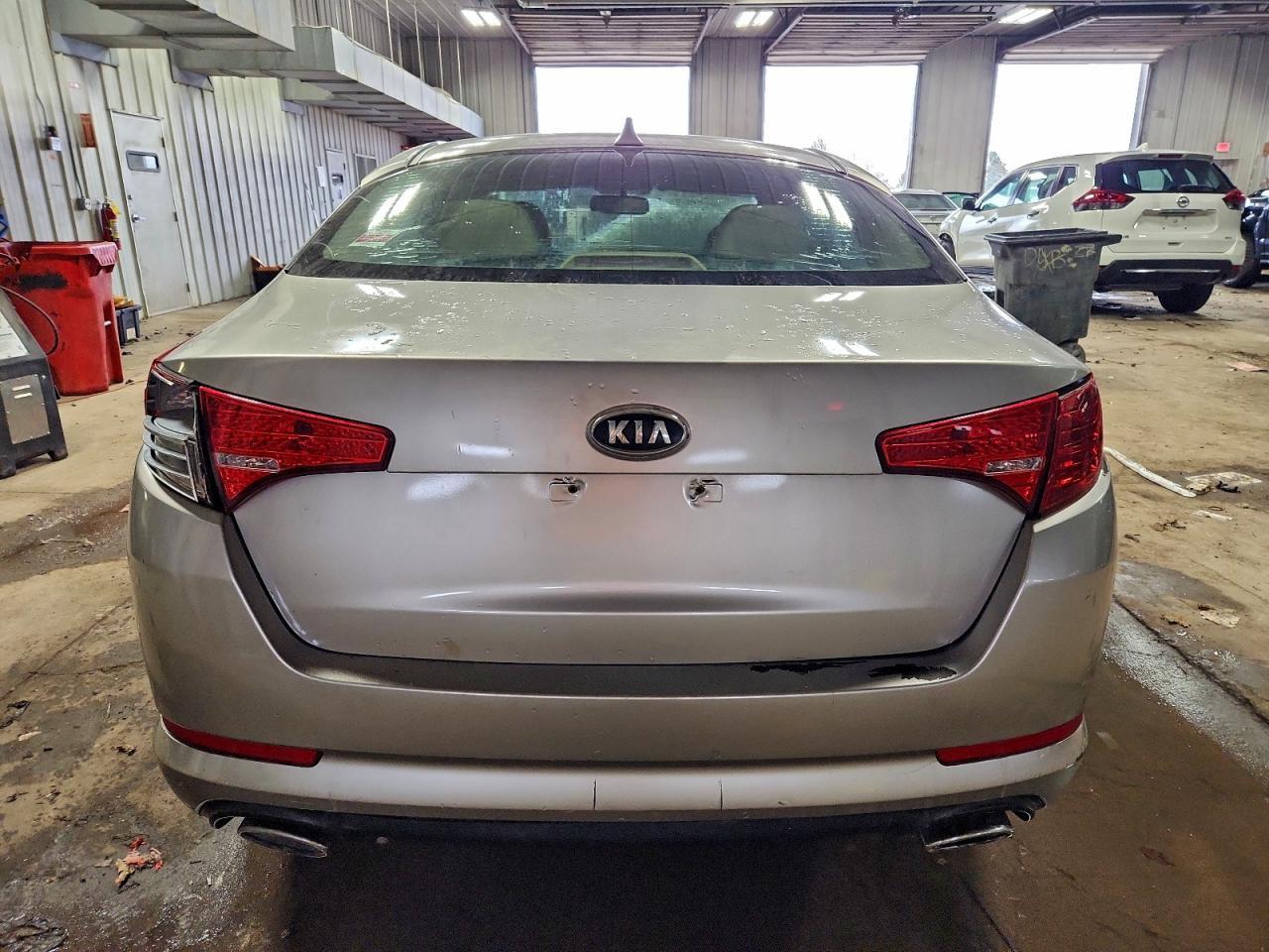 2011 Kia Optima Lx - Image 6