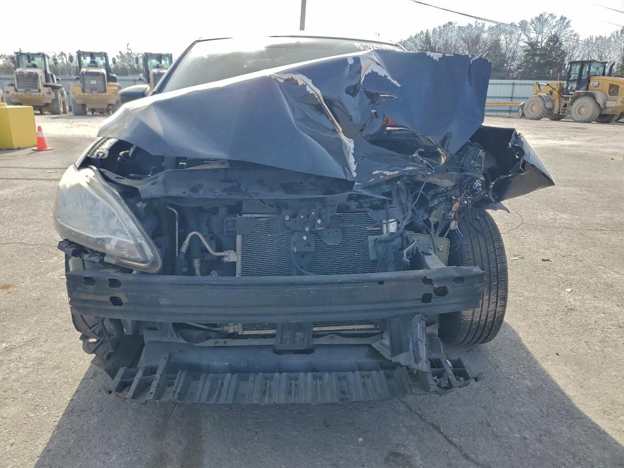 2014 Nissan Sentra S - Image 5