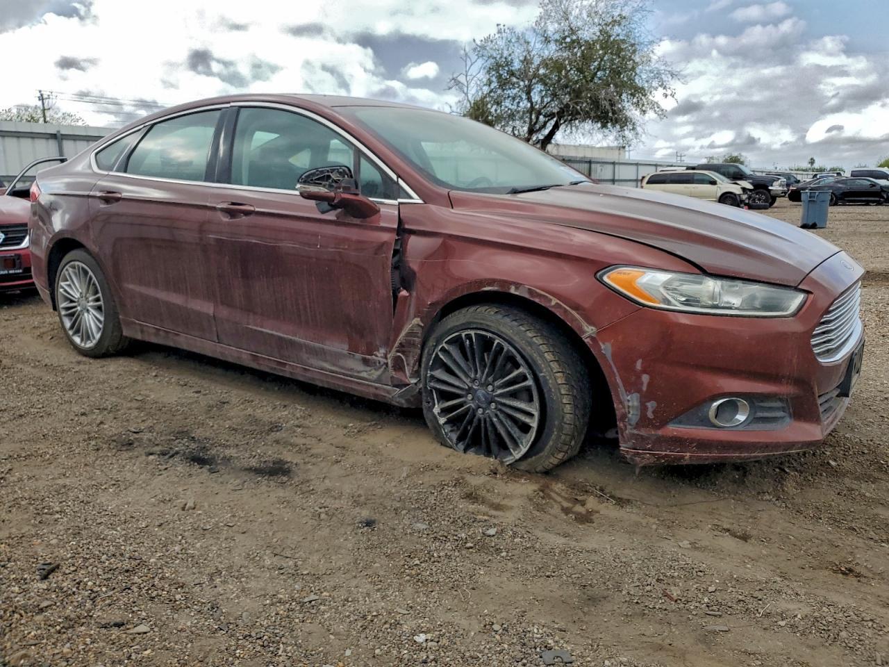 2016 Ford Fusion Se - Фото 4