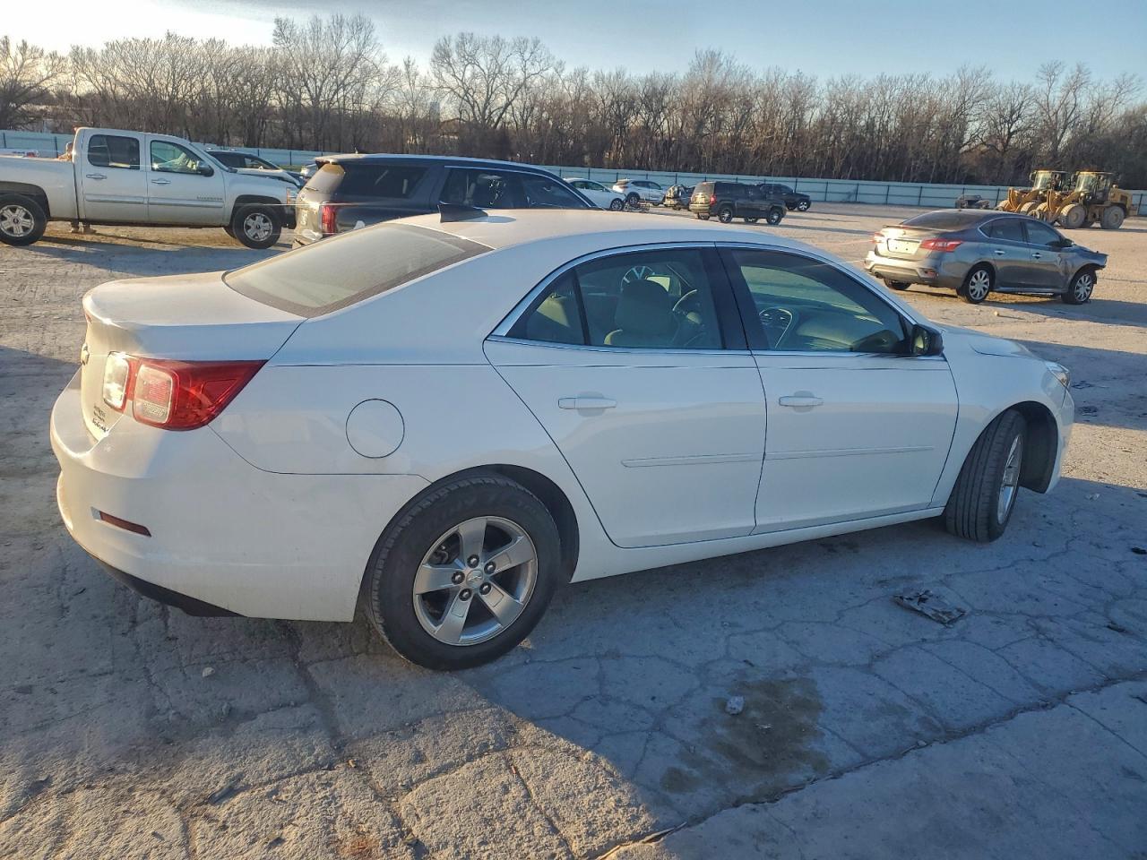 2015 Chevrolet Malibu Ls - Фото 3