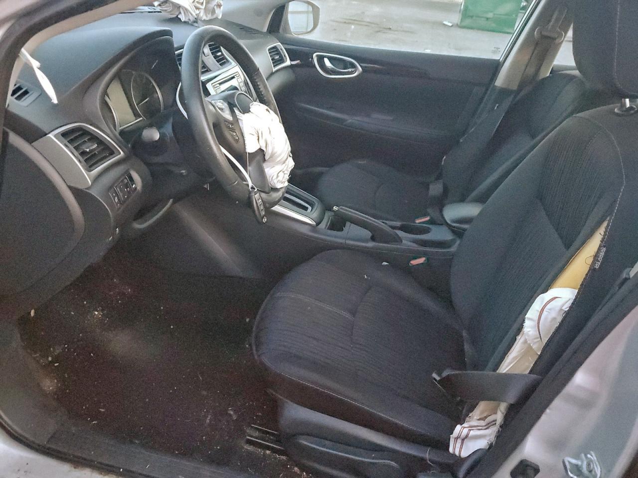 2018 Nissan Sentra S - Image 7