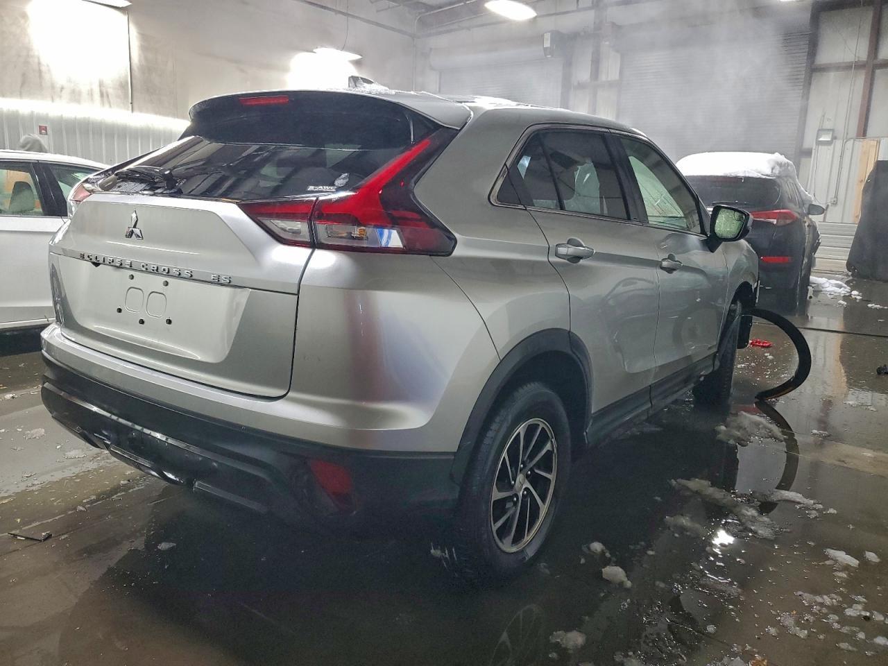 2023 Mitsubishi Eclipse Cross Es - Фото 3