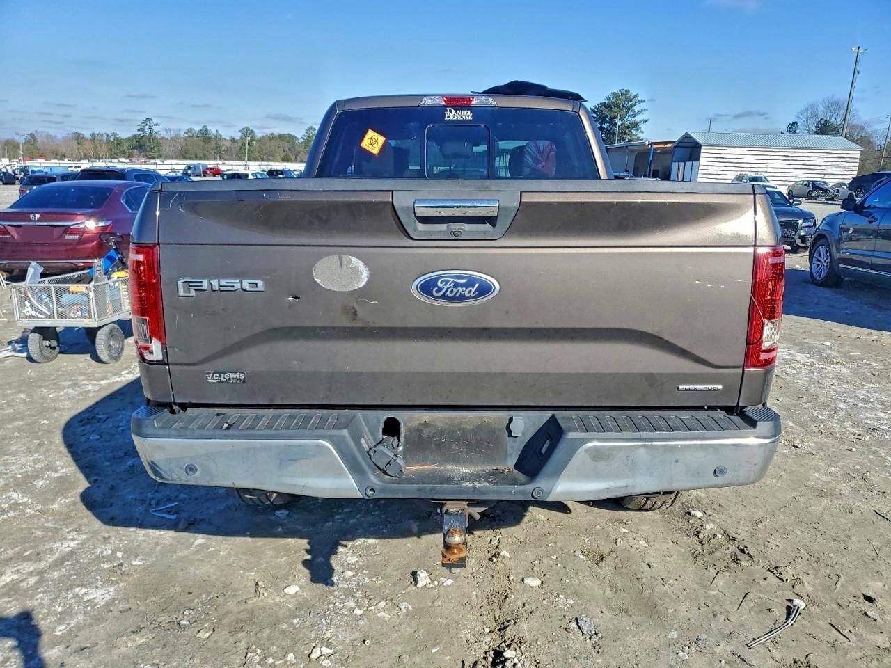 2015 Ford F150 - Image 6