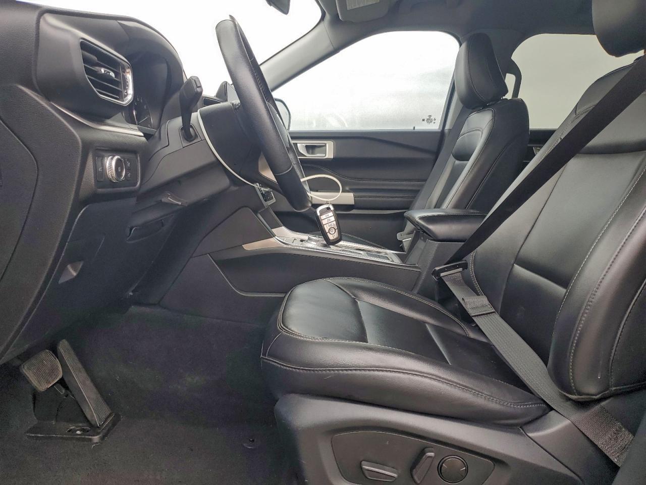 2022 Ford Explorer Xlt - Image 7