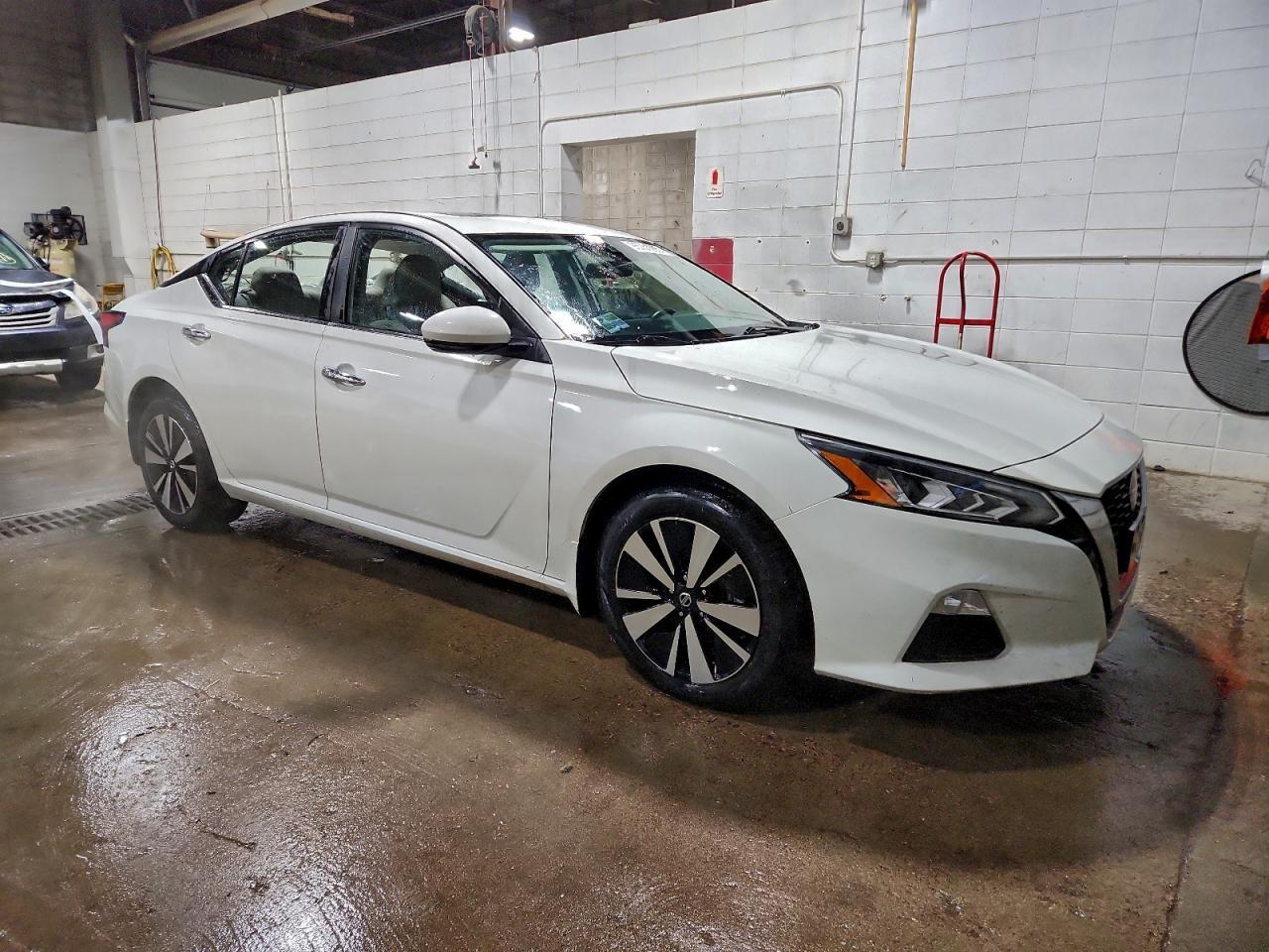 2022 Nissan Altima Sv - Image 4