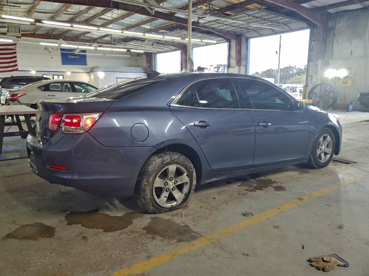 2015 Chevrolet Malibu Ls - Image 3