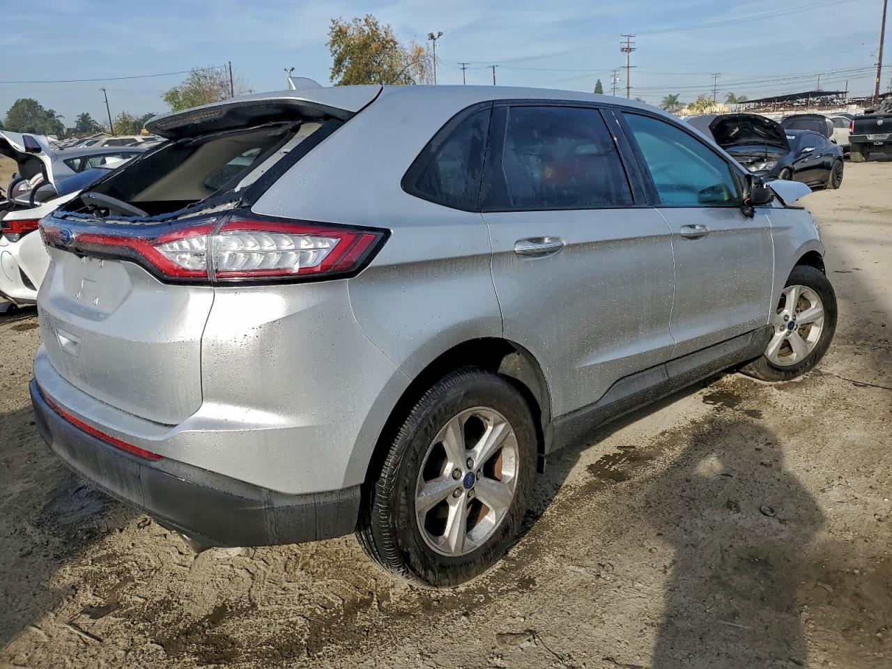 2015 Ford Edge Se - Фото 3