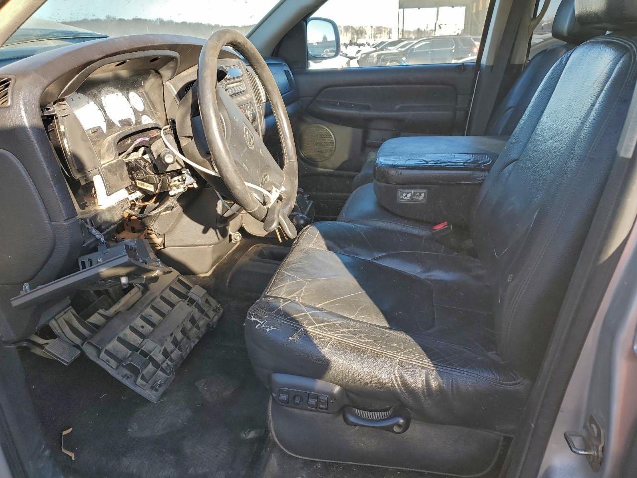 2003 Dodge Ram 2500 St - Image 7