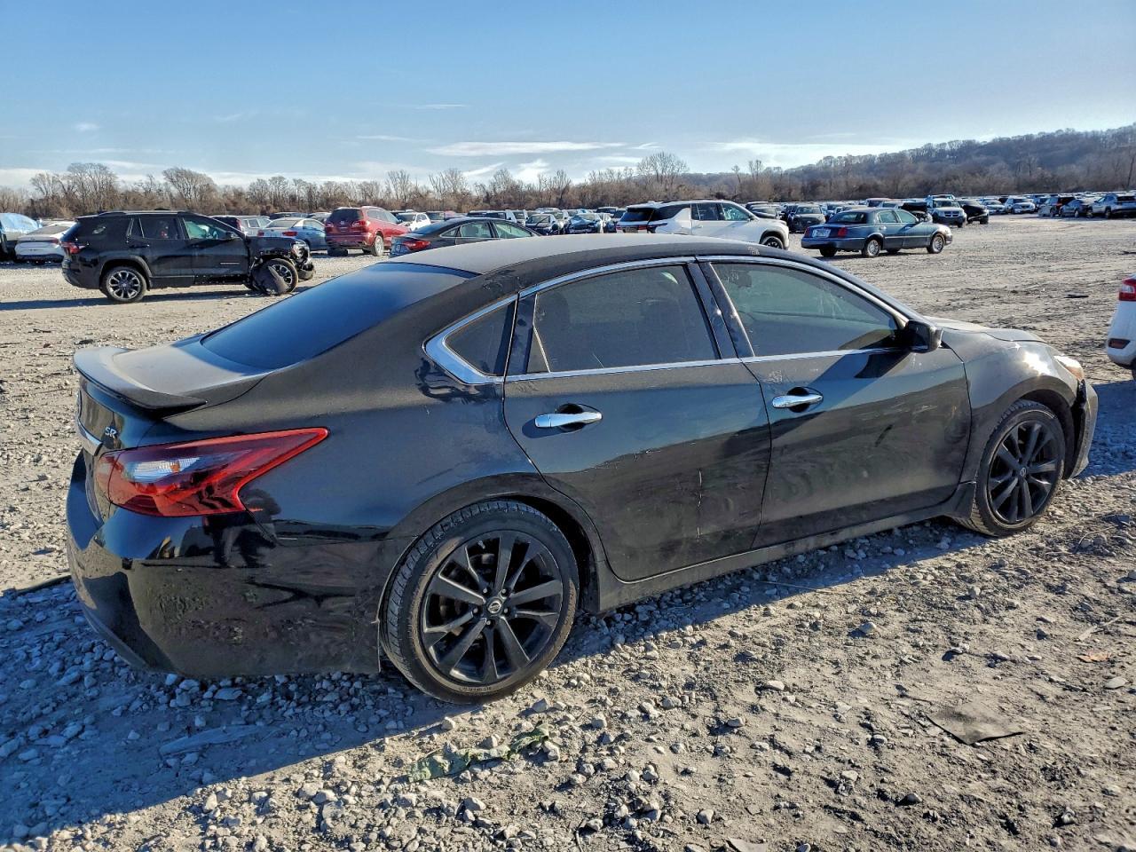 2017 Nissan Altima 2.5 - Фото 3