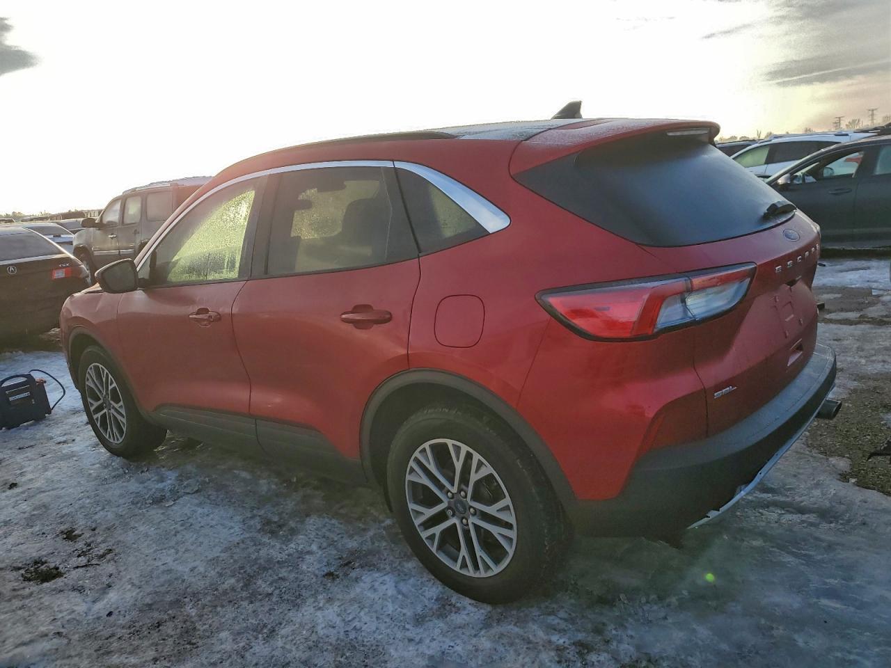 2021 Ford Escape Sel - Фото 2