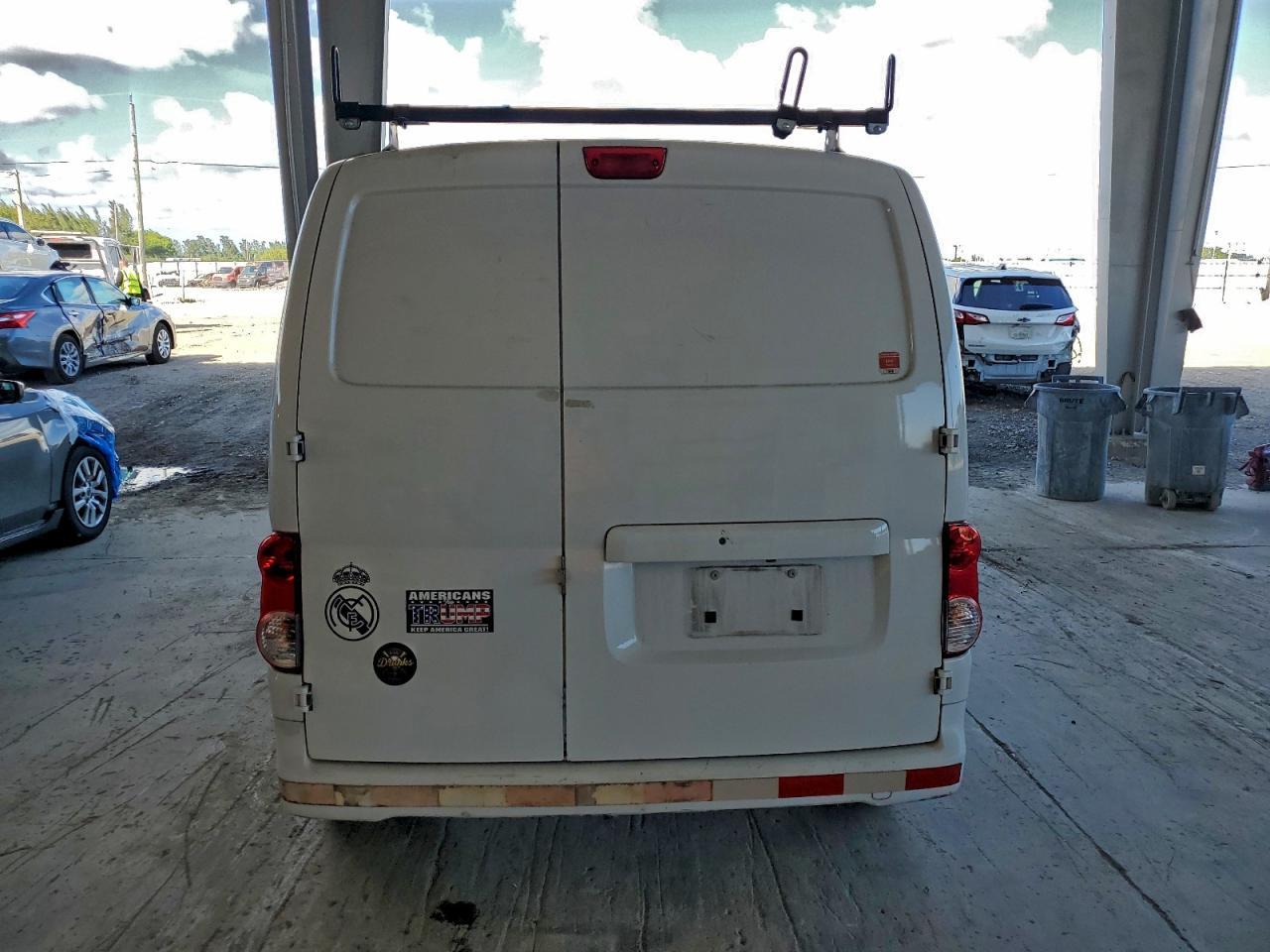 2020 Nissan Nv200 2.5S - Фото 6