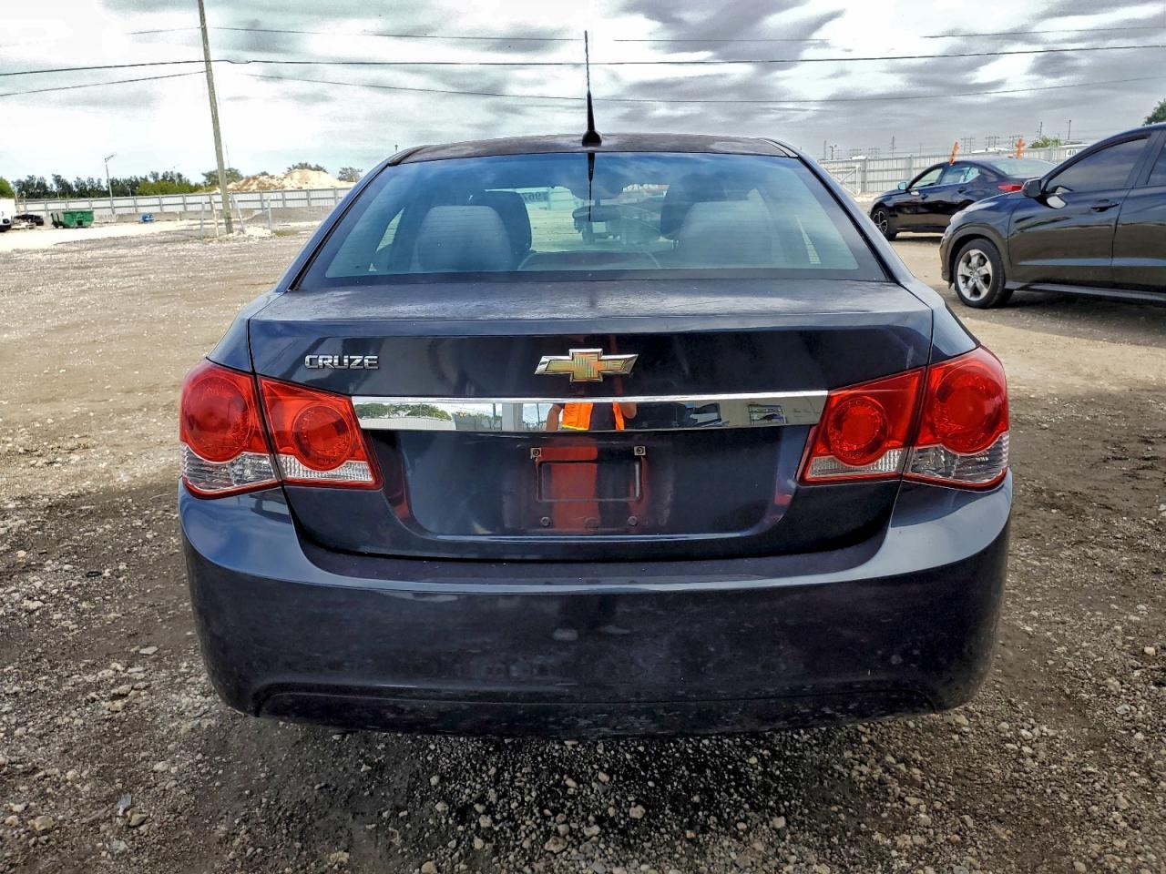 2014 Chevrolet Cruze Ls - Фото 6