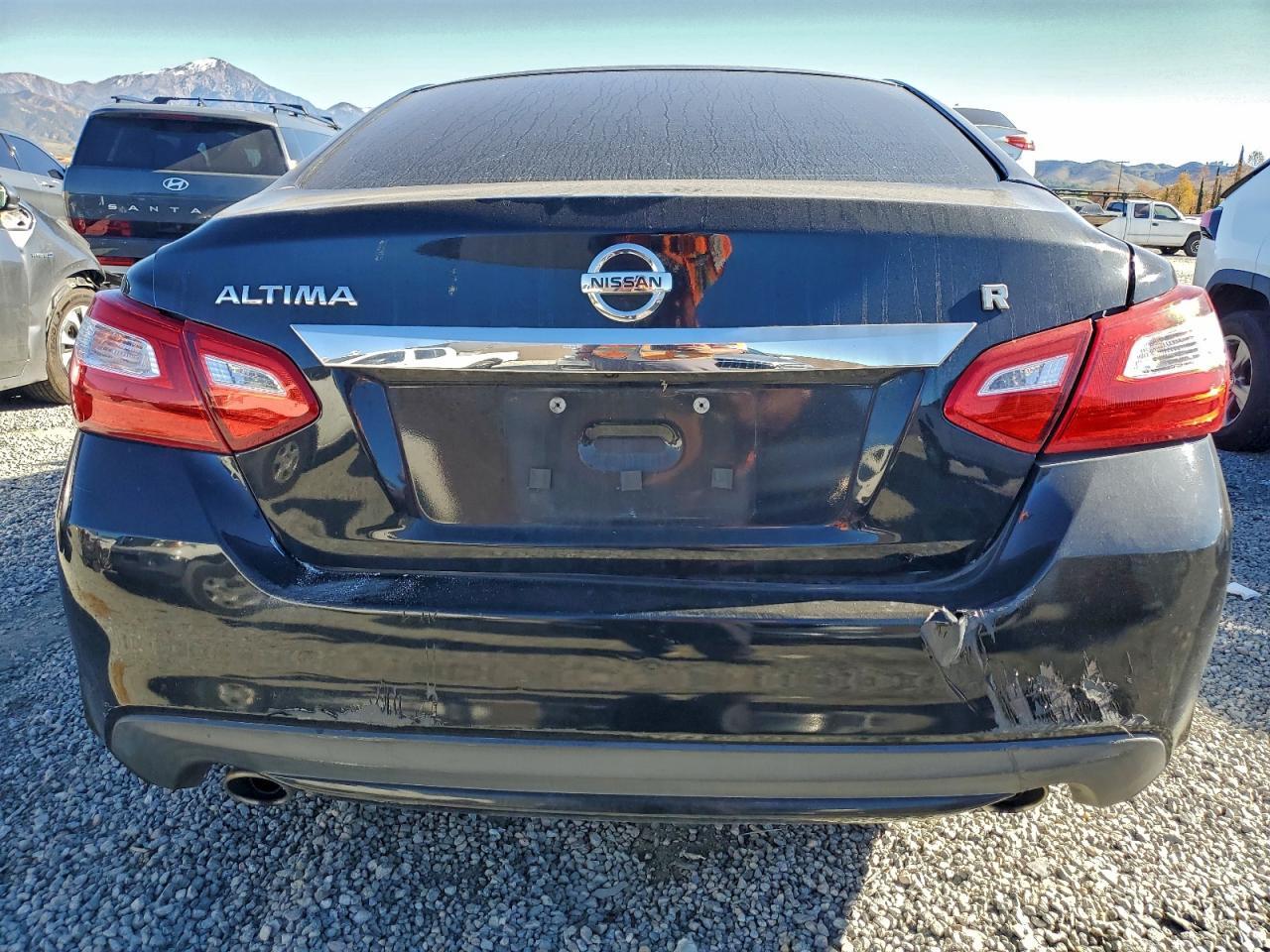 2016 Nissan Altima - Image 6