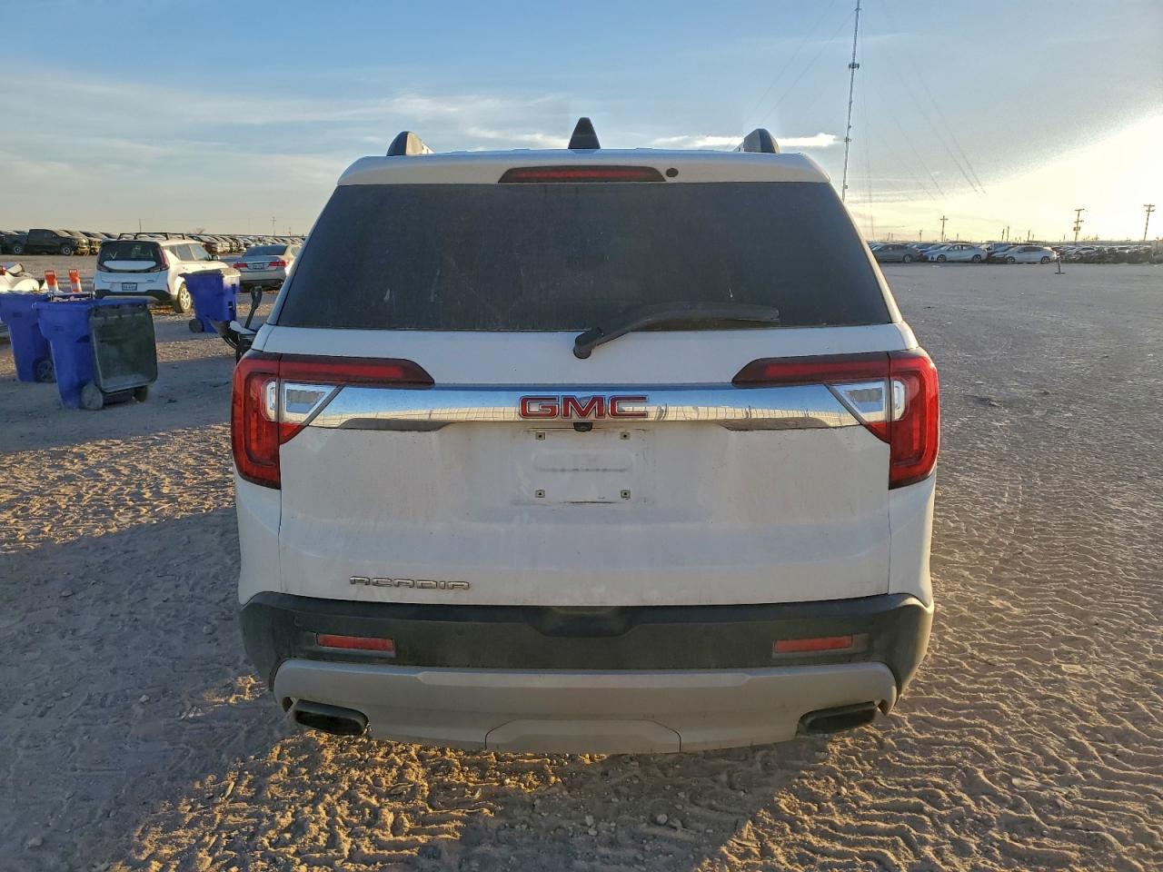 2020 GMC Acadia Slt - Image 6