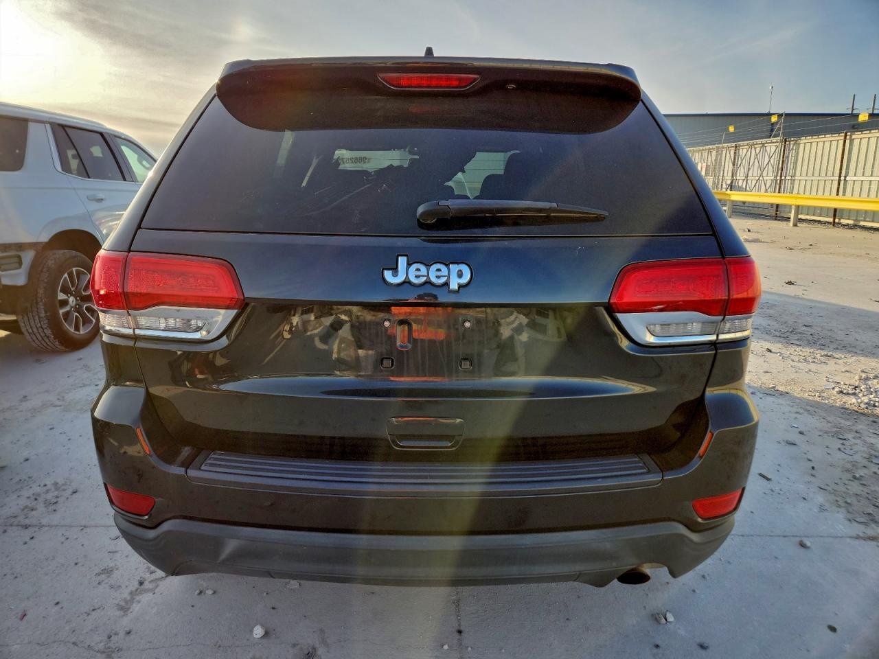 2014 Jeep Grand Cherokee Laredo - Image 6