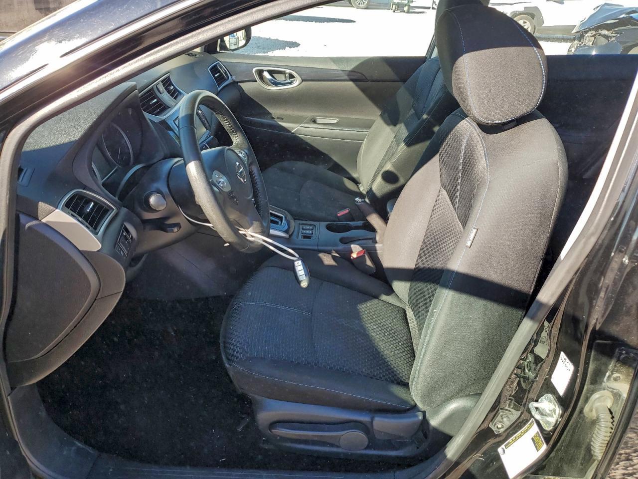 2019 Nissan Sentra S - Фото 7