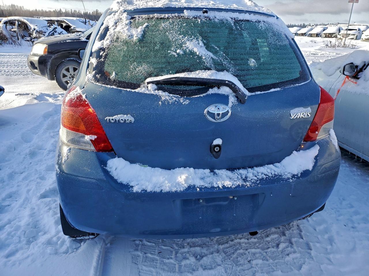2010 Toyota Yaris - Фото 6