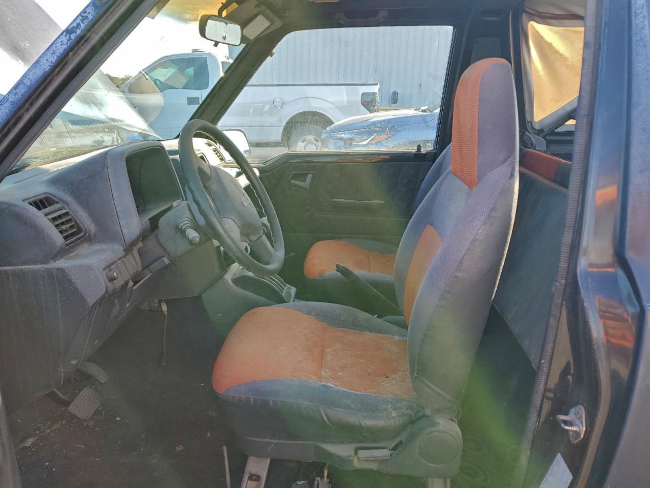 1993 Geo Tracker - Фото 7