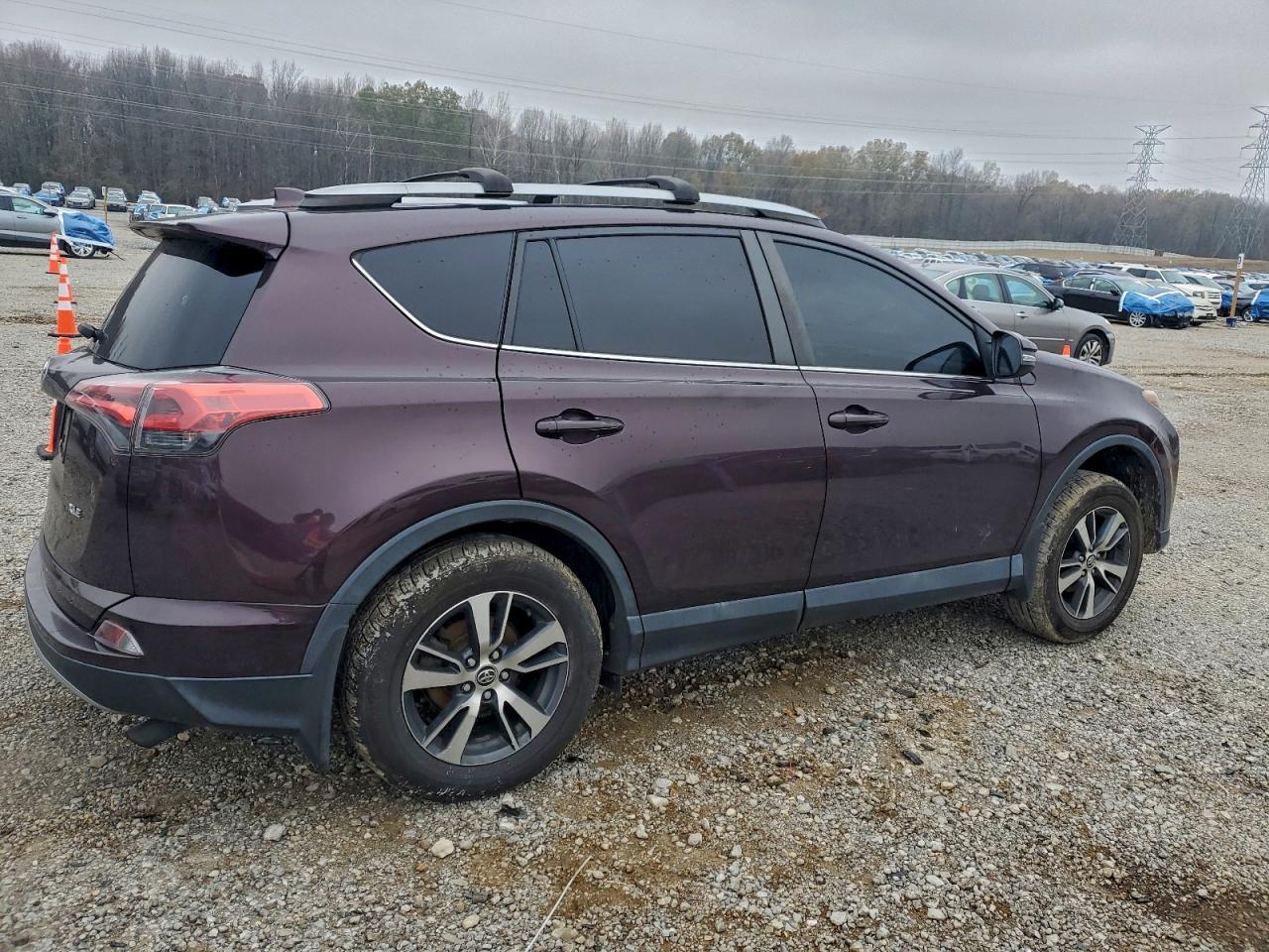 2018 Toyota Rav4 Adventure - Фото 3
