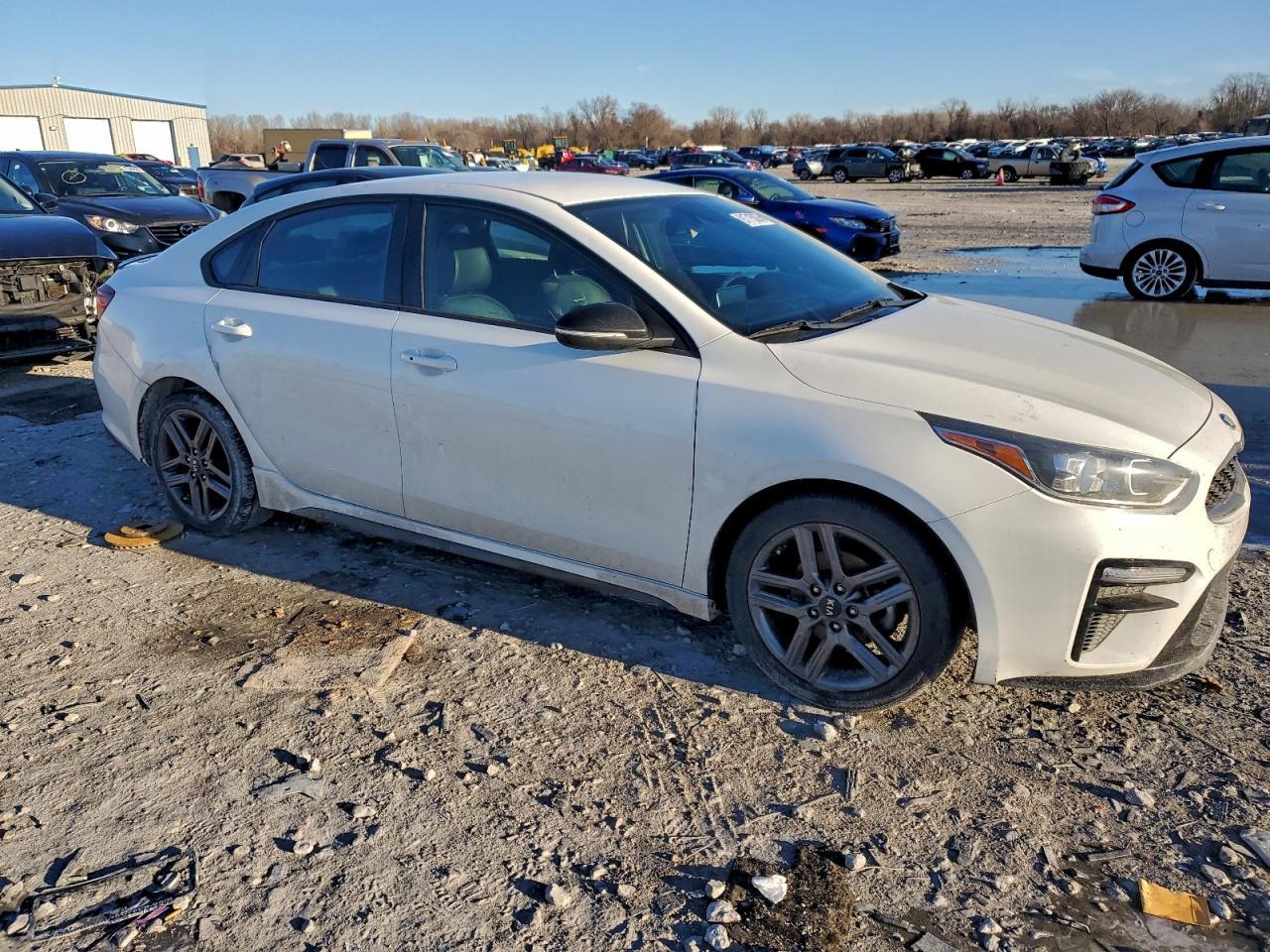 2020 Kia Forte Gt Line - Фото 4