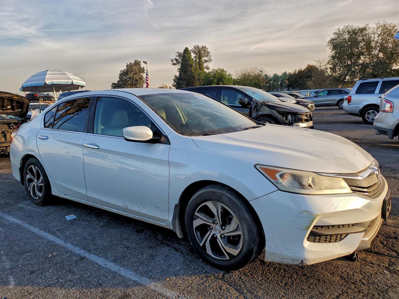 2016 Honda Accord Lx - Фото 4
