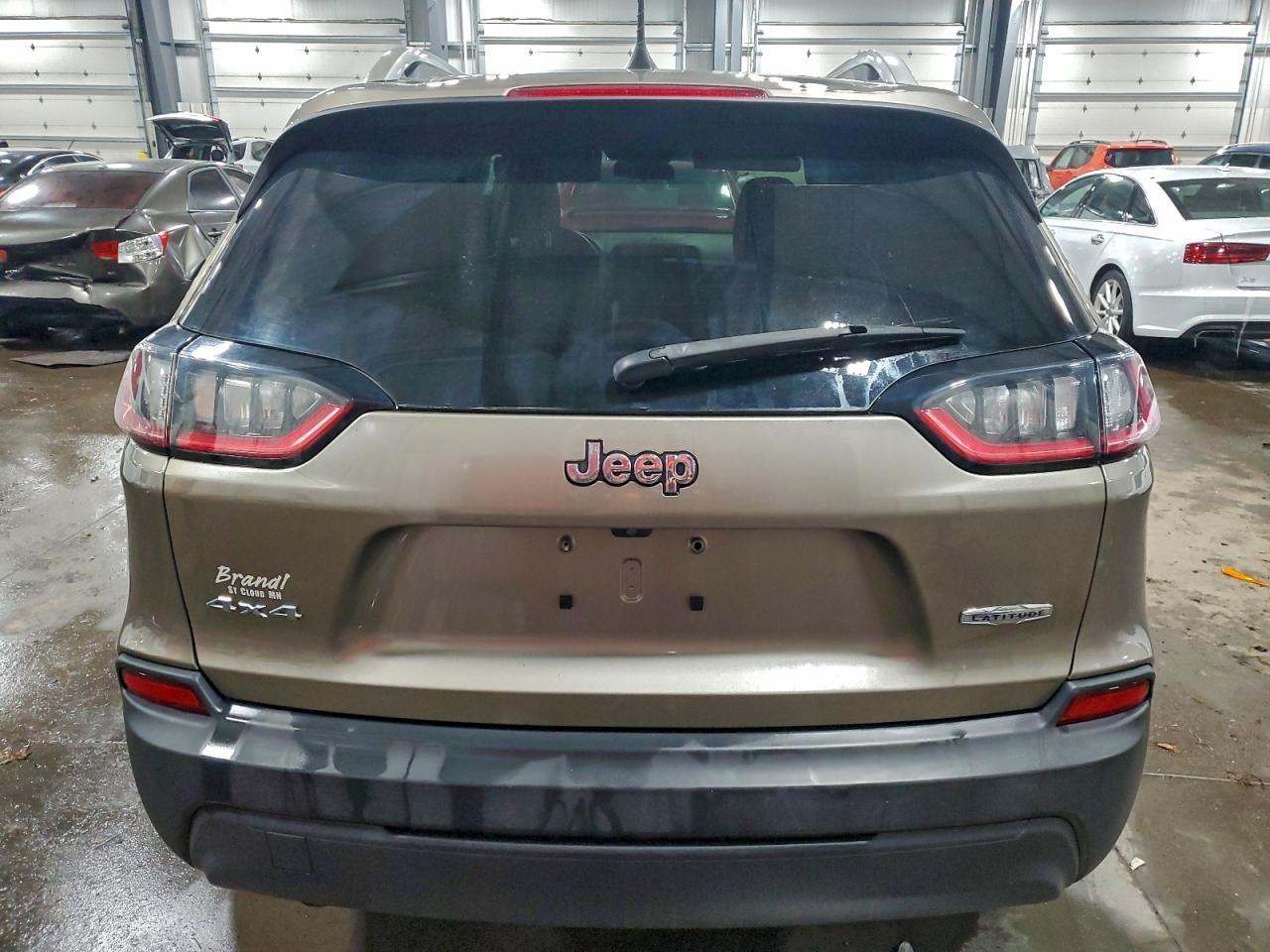 2019 Jeep Cherokee Latitude - Фото 6