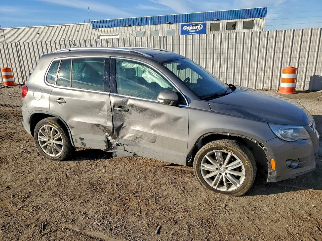 2011 Volkswagen Tiguan S - Фото 4