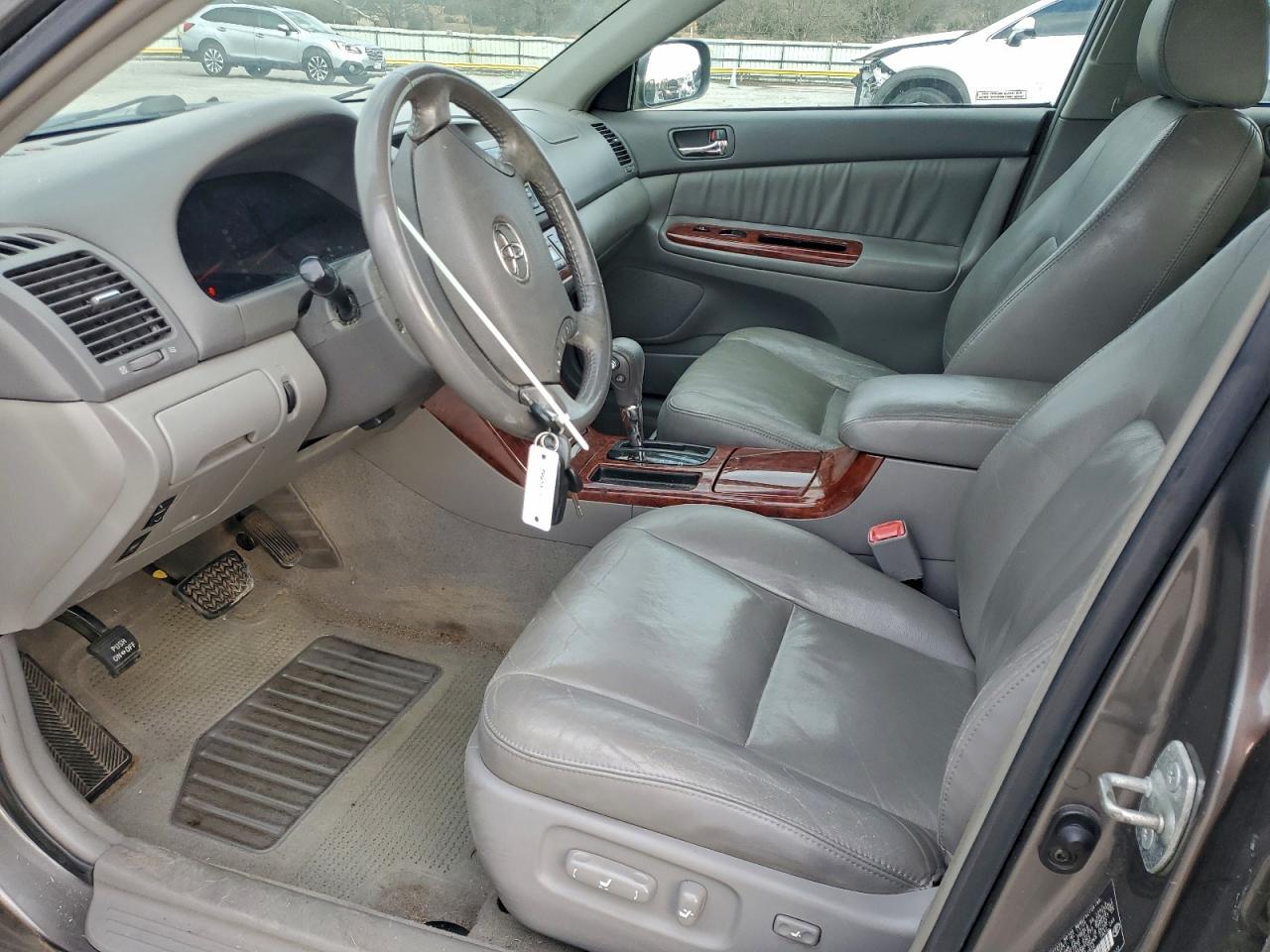 2005 Toyota Camry Le - Фото 7