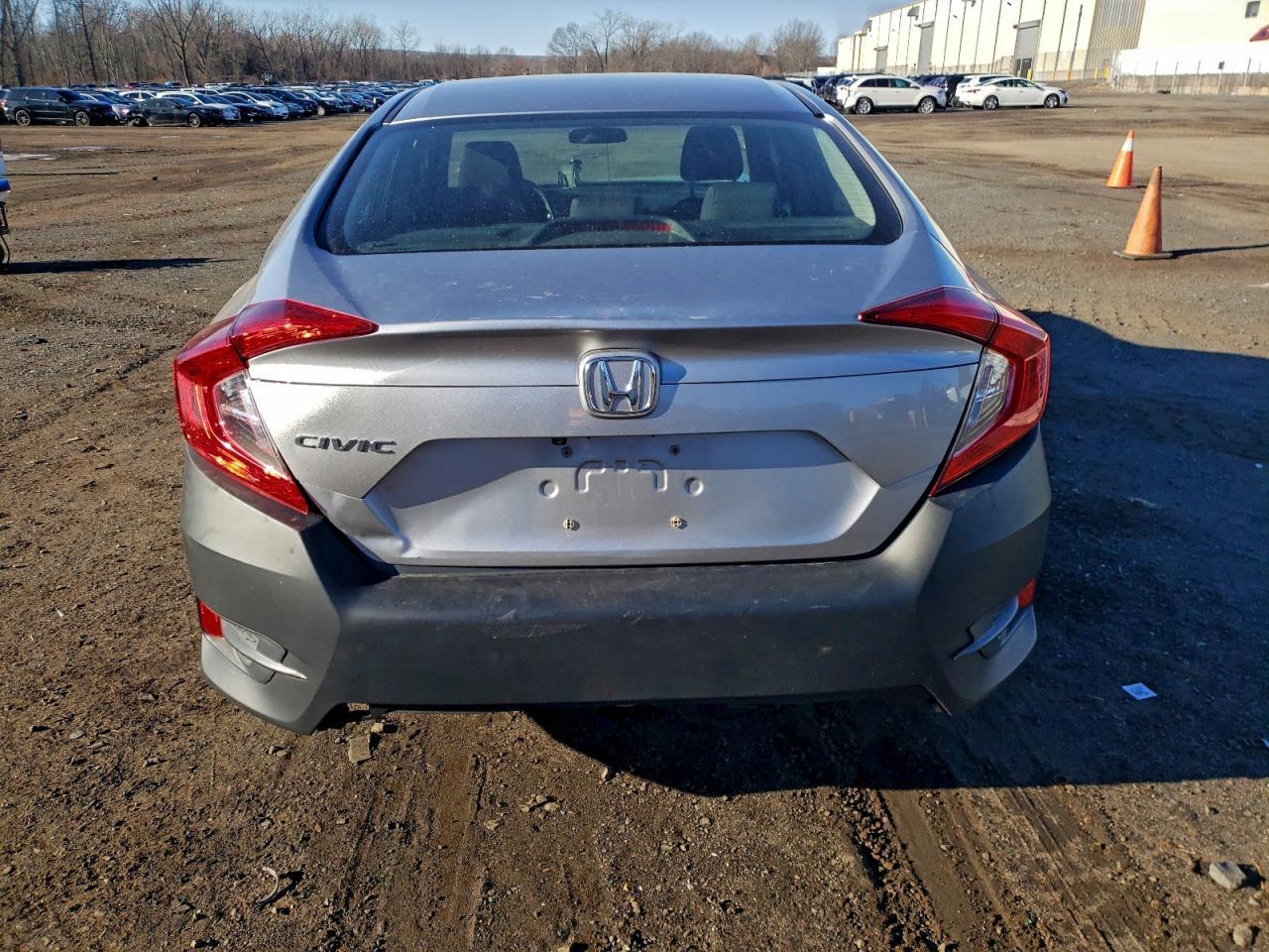 2016 Honda Civic Lx - Фото 6
