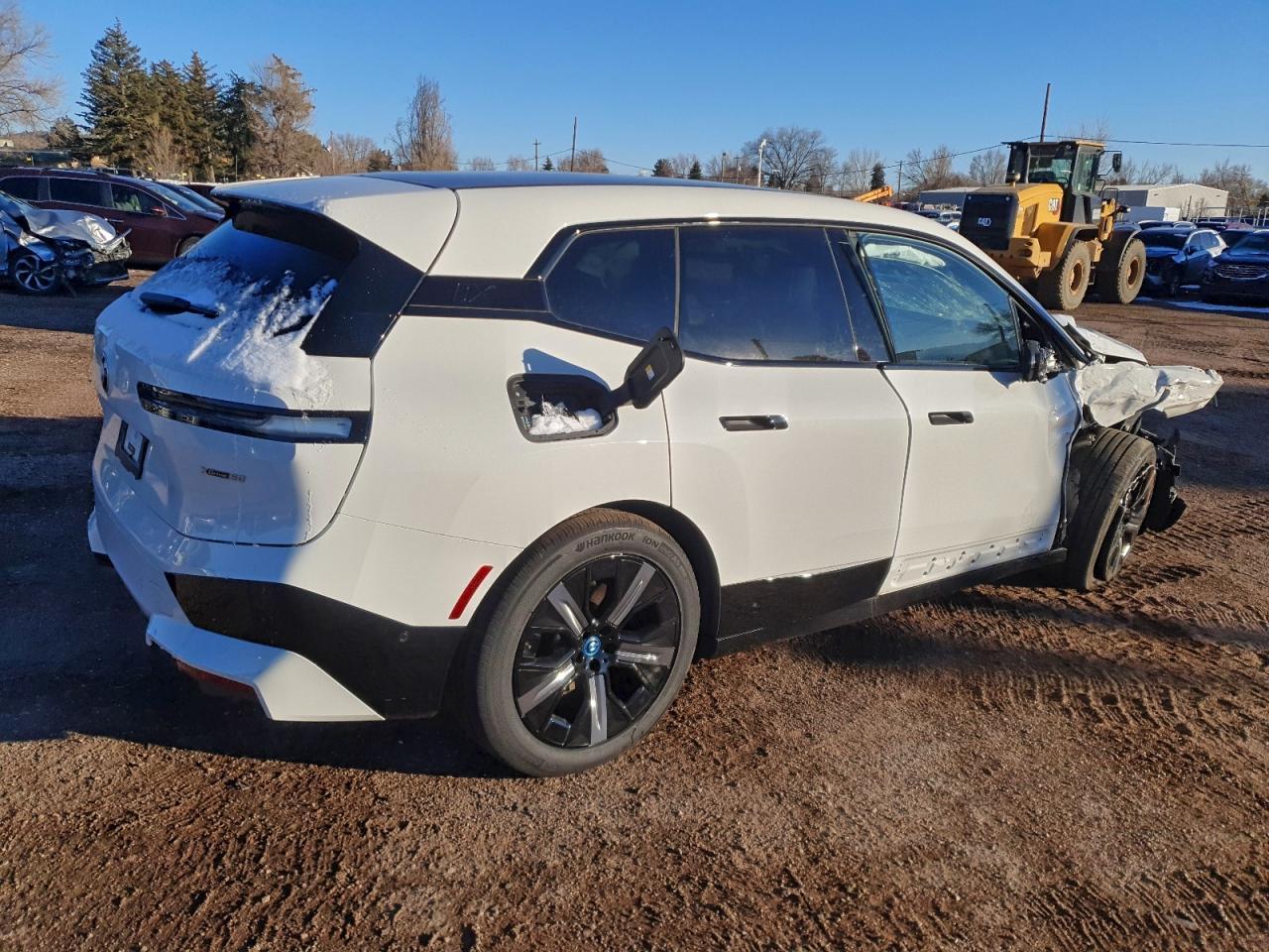 2024 BMW Ix xDrive50 - Image 3