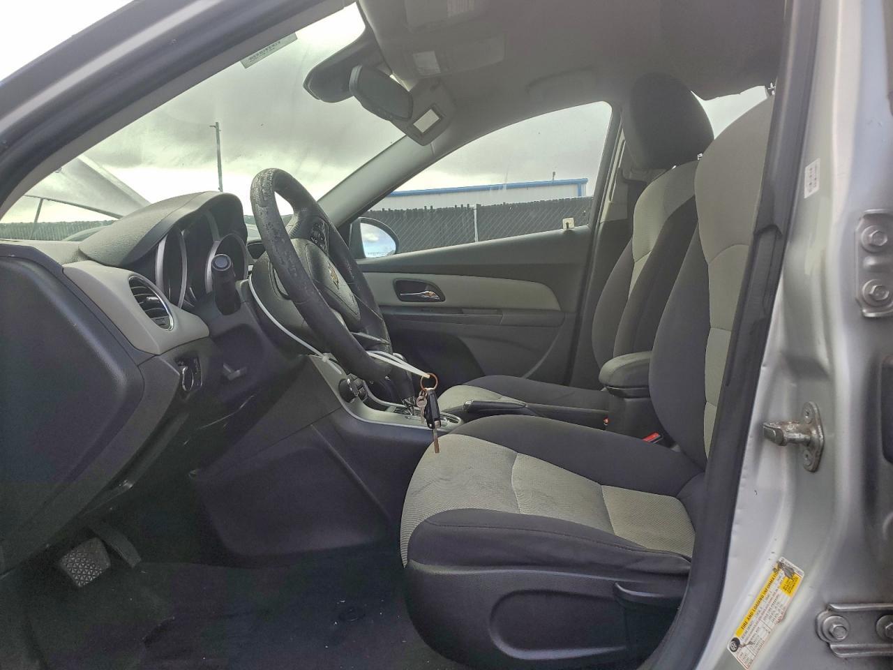 2013 Chevrolet Cruze Ls - Фото 7