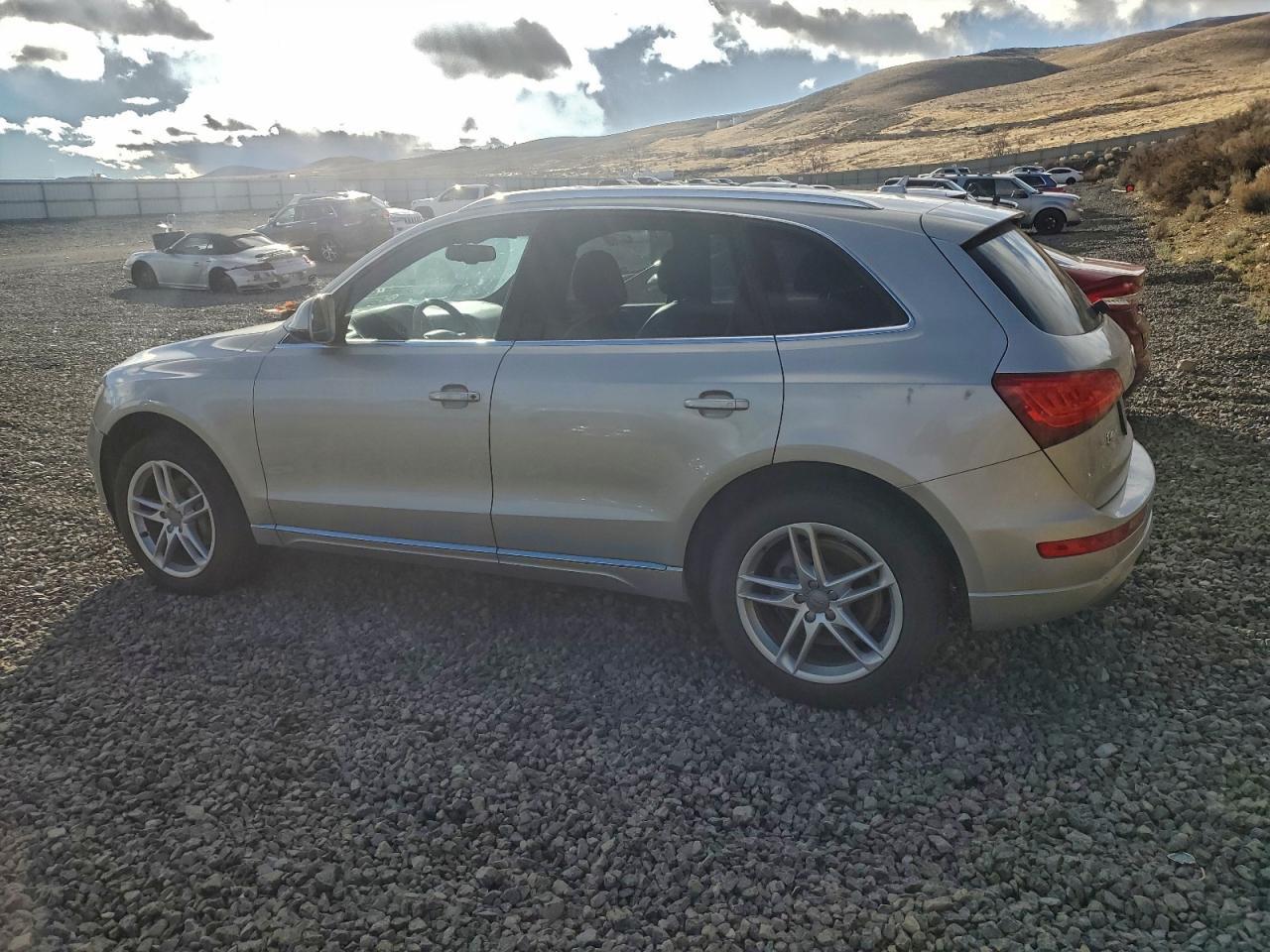 2013 Audi Q5 Premium Plus - Image 2