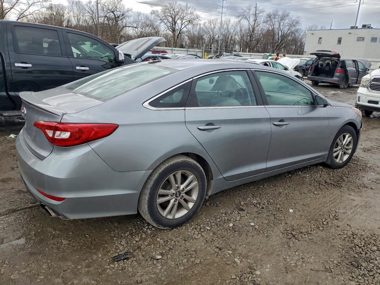 2016 Hyundai Sonata Se - Image 3