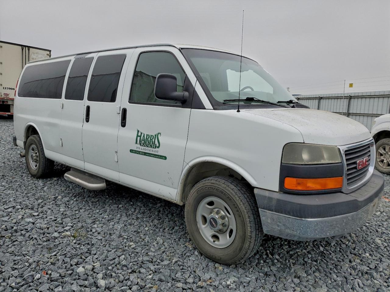 2007 GMC Savana G3500 - Фото 4