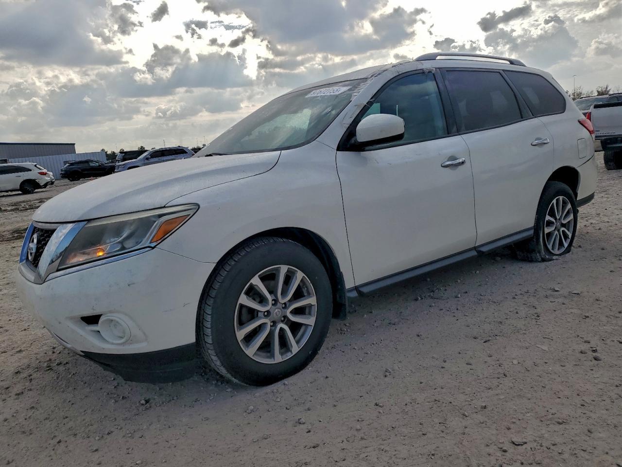 2013 Nissan Pathfinder S