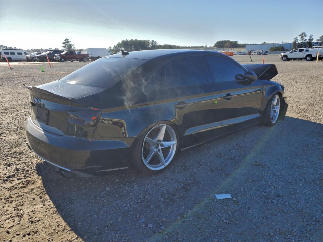 2017 Audi A3 Premium - Фото 3