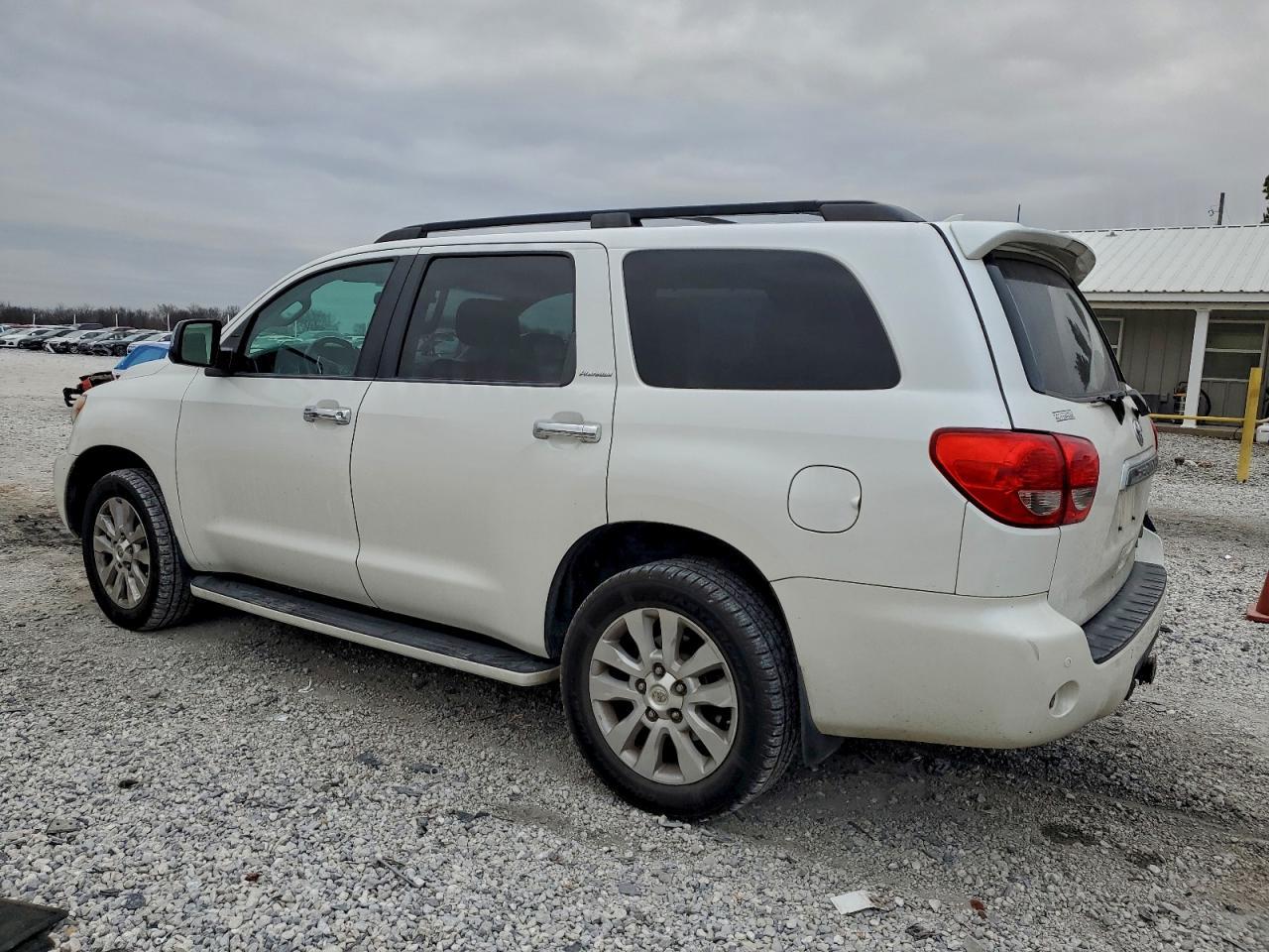 2015 Toyota Sequoia Platinum - Фото 2