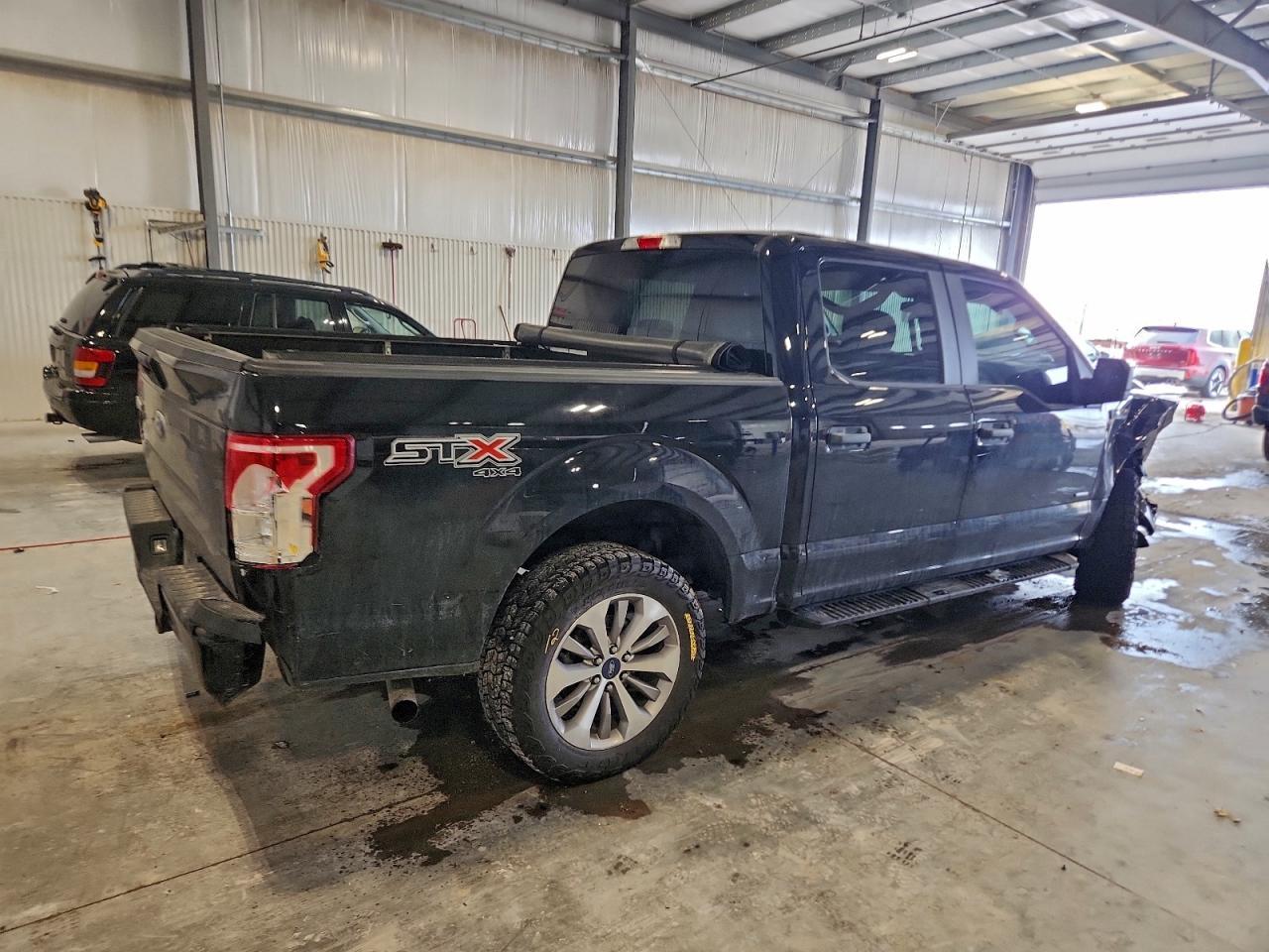 2017 Ford F150 Supercrew - Фото 3