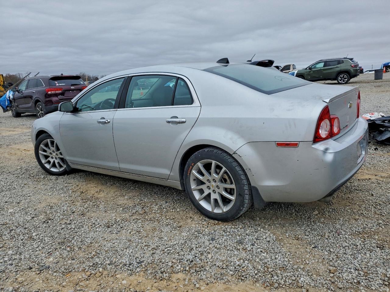 2012 Chevrolet Malibu Ltz - Image 2