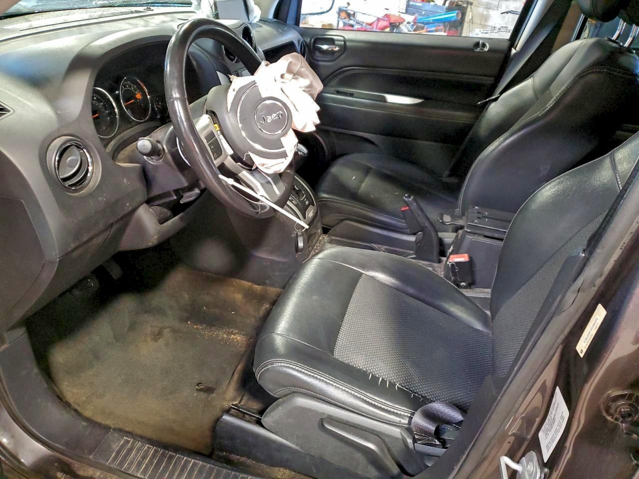 2016 Jeep Compass Latitude - Фото 7