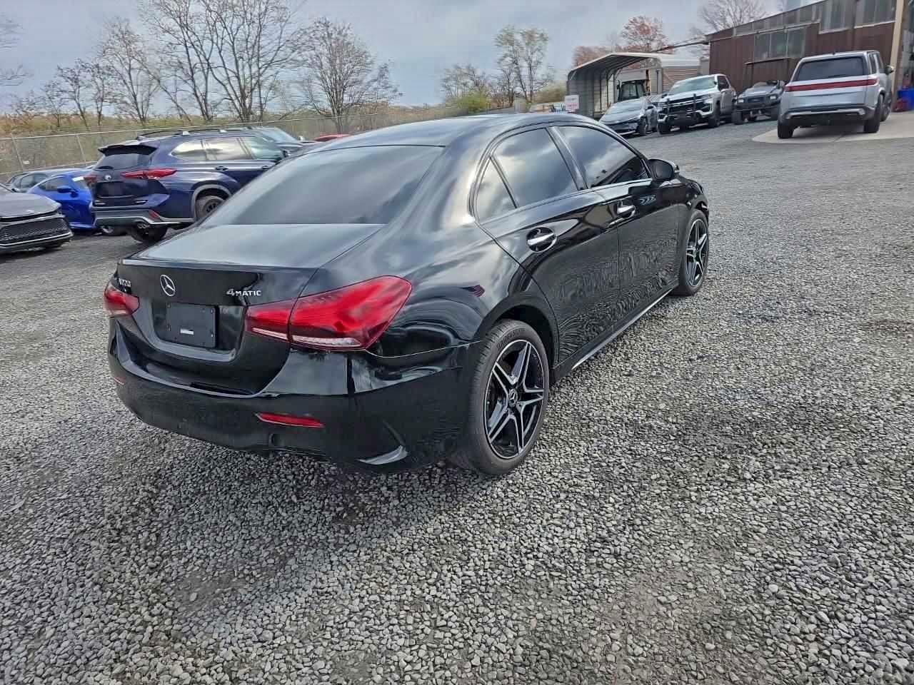 2022 Mercedes-Benz A 220 4Matic - Image 4