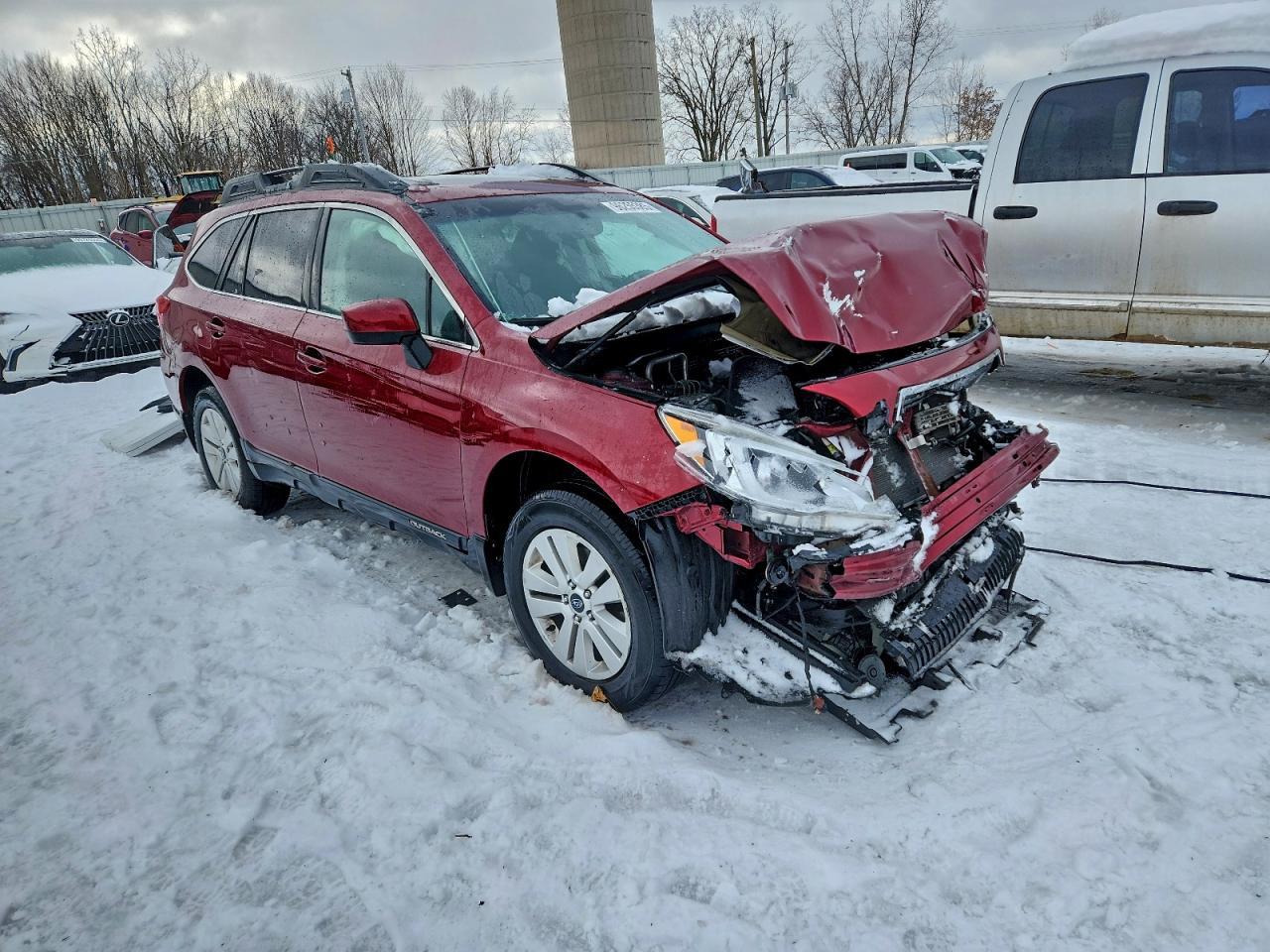 2017 Subaru Outback 2.5I Premium - Image 4