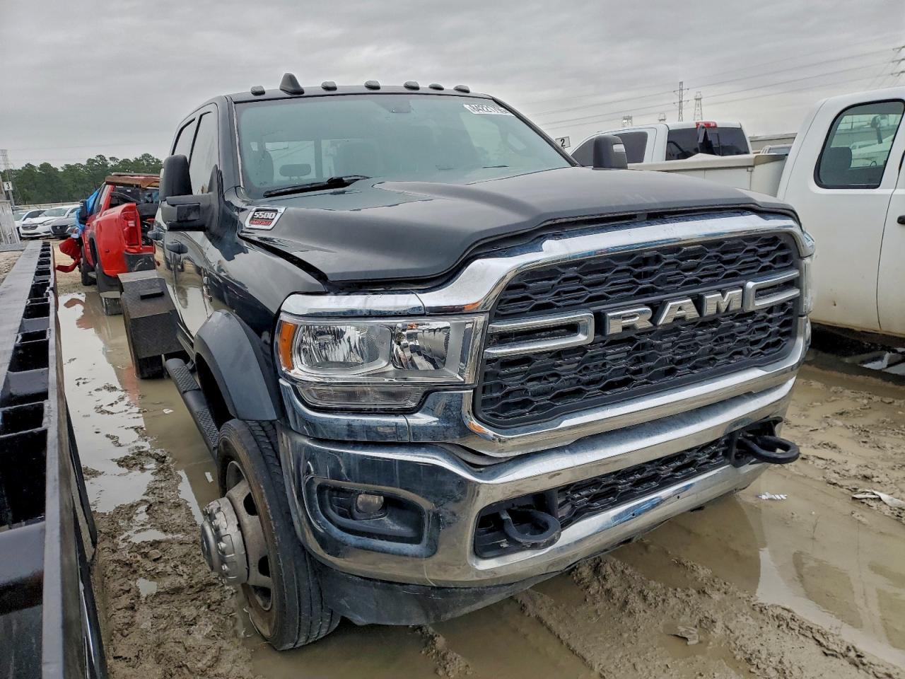 2023 Ram 5500 - Фото 4