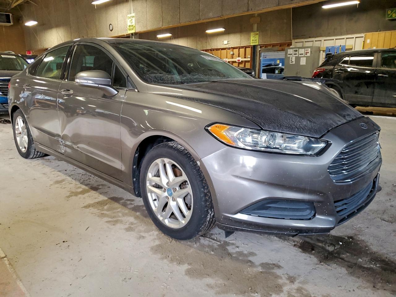 2013 Ford Fusion Se - Фото 4